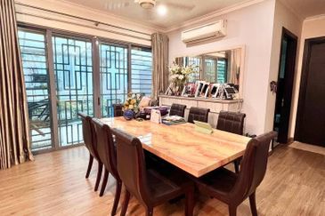 Bangi Lakehill Villas