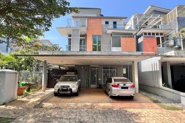 Bangi Lakehill Villas