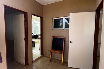 Desa Pinggiran Putra