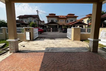 Desa Pinggiran Putra