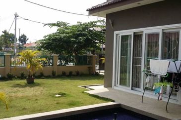 Desa Pinggiran Putra