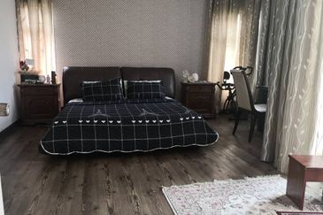 Desa Pinggiran Putra