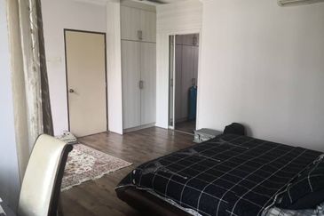 Desa Pinggiran Putra