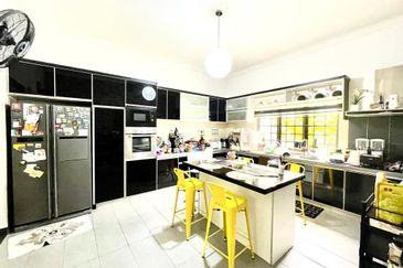 KGSAAS Golf Club, Seksyen 13