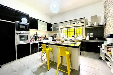 KGSAAS Golf Club, Seksyen 13