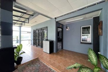 Jalan Sungai Burung 32/72