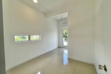 Seksyen 30, Shah Alam