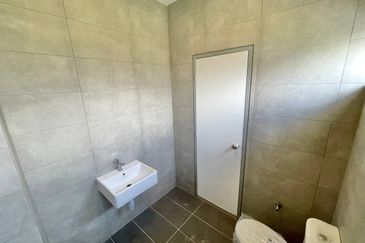 Seksyen 30, Shah Alam