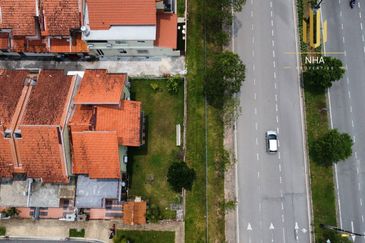 Corner lot with Huge Land Double Storey Terrace @ Setia Alam Sari ILMIA