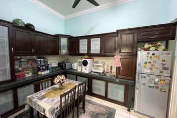 Corner lot with Huge Land Double Storey Terrace @ Setia Alam Sari ILMIA