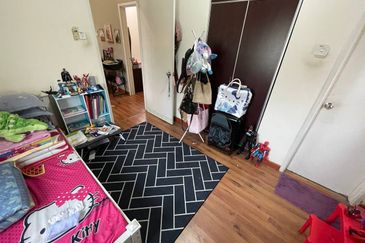 Corner lot with Huge Land Double Storey Terrace @ Setia Alam Sari ILMIA