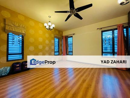 Below MV 3-Storey Semi-D with 6 Bedrooms @ Taman Tropika 2 , Sg Tangkas, Kajang, Selangor, Kajang