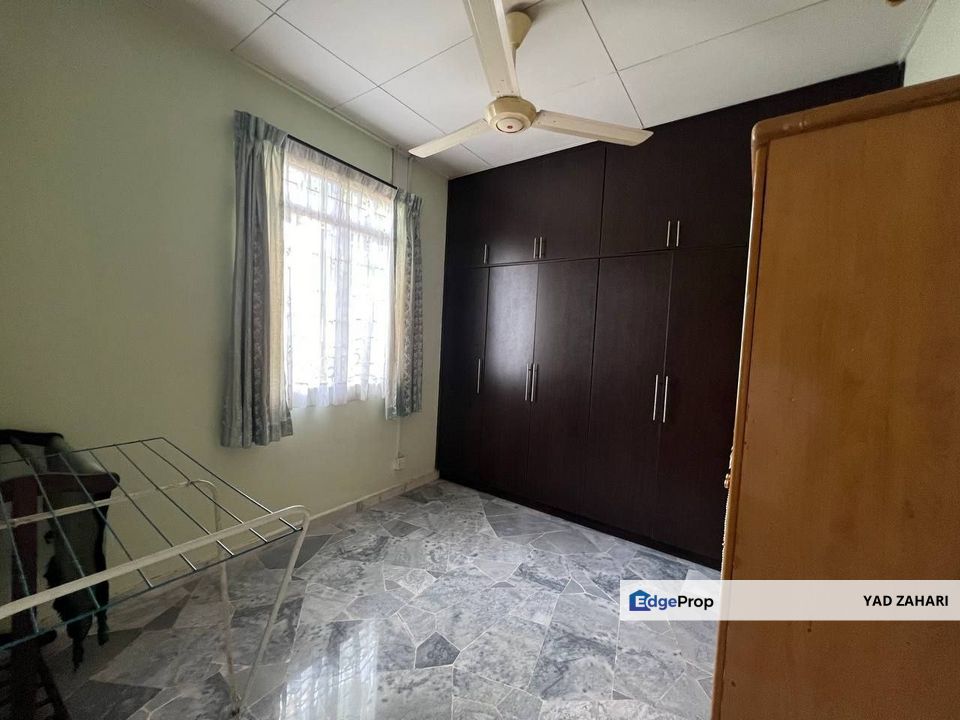 Renovated and Non Bumi Lot Bungalow @ Taman Tasik Semenyih, Semenyih, Selangor, Semenyih
