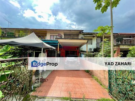 Walking Distance to School with Builtup 2,152sqft @ Taman Padang Tembak , Kajang, Selangor, Kajang