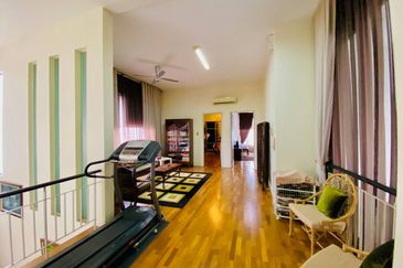 Jalan Lompat Pagar 13/37 