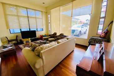 Jalan Lompat Pagar 13/37 