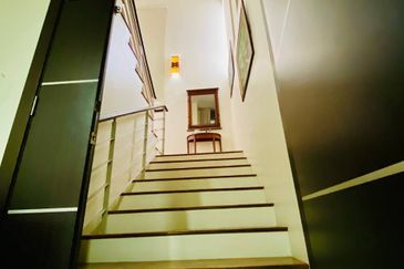 Jalan Lompat Pagar 13/37 