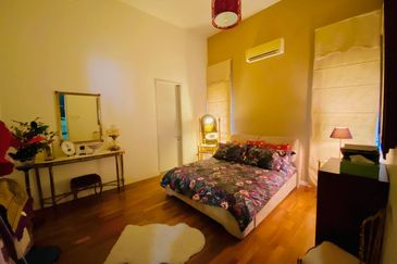 Jalan Lompat Pagar 13/37 