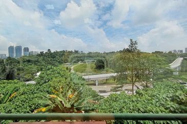 Lebuhraya Jalan Duta Sungai Buloh 