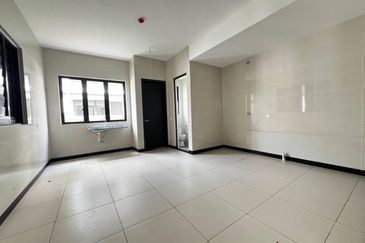 Hevea Elmina Gardens