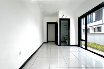 Hevea Elmina Gardens