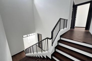 Hevea Elmina Gardens