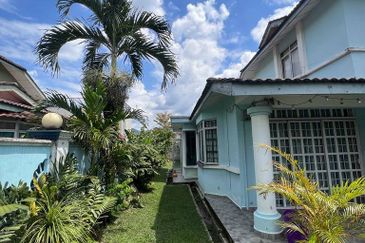 Taman Tasik Semenyih (Lake Residence)