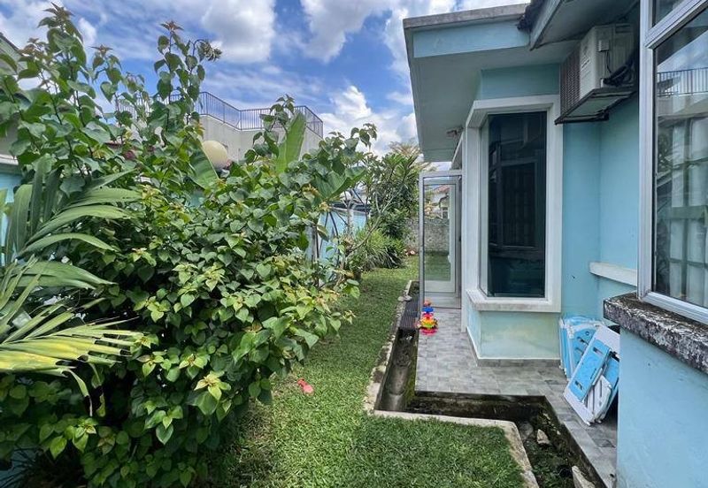 Taman Tasik Semenyih (Lake Residence)