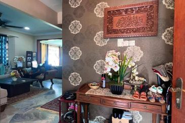 Taman Tasik Semenyih (Lake Residence)