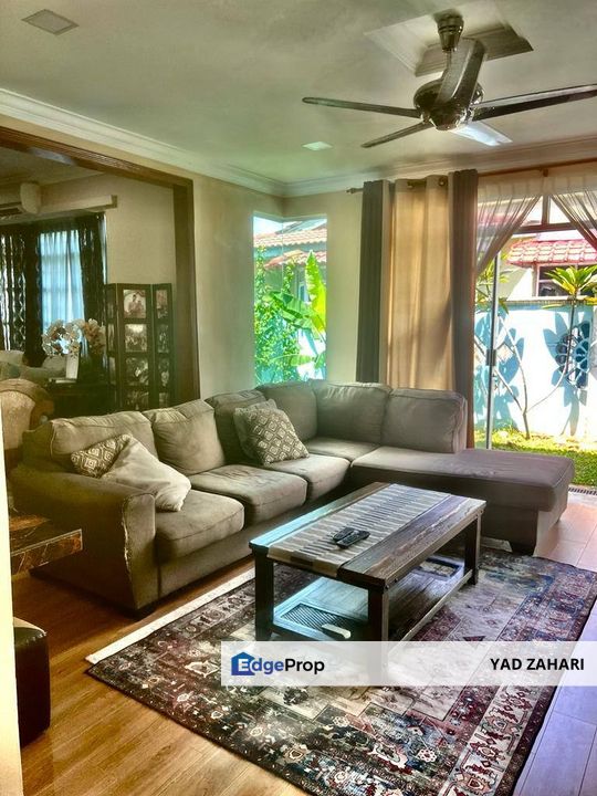 FULLY RENOVATED 1.5 Storey Bungalow House Taman Tasik Semenyih, Selangor, Semenyih