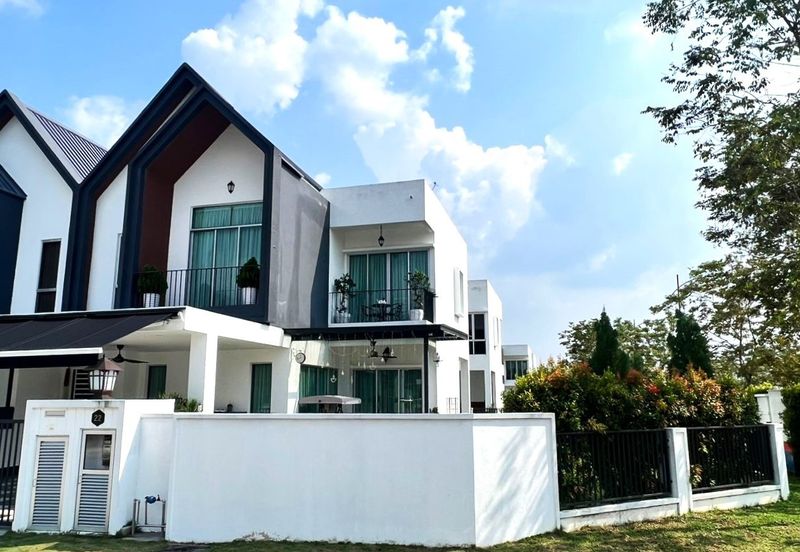 Ebonylane @ Eco Forest