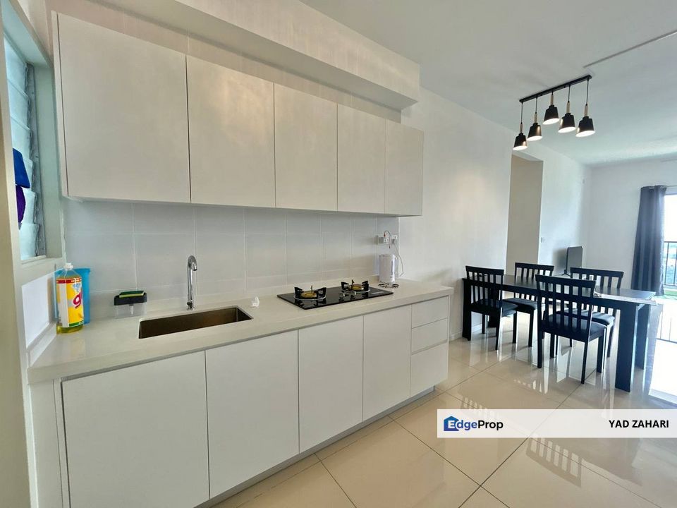 Zahra Residence, Semenyih | RM350K - Fully Furnished including bedding set with Spacious Built UP, Selangor, Semenyih