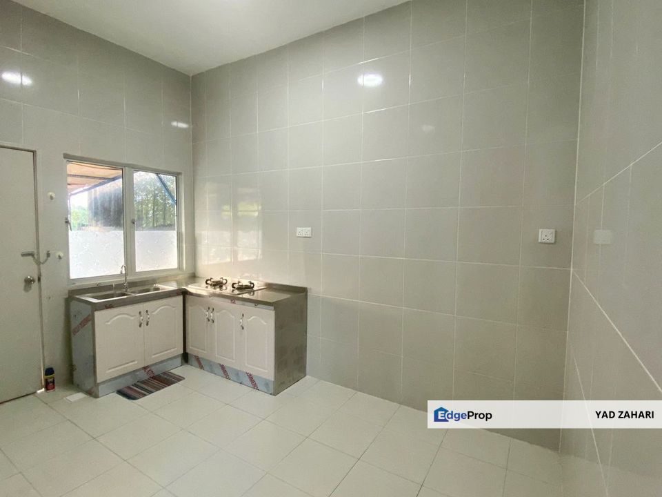 Endlot & Facing Playground Double Storey Terrace @ Hillpark 3, Kajang , Selangor, Semenyih