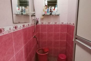 Seksyen 18, Shah Alam