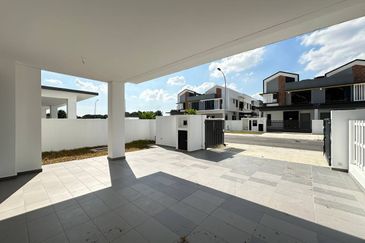 Bywater Homes Type Auritum Setia Utama 3