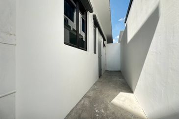 Bywater Homes Type Auritum Setia Utama 3