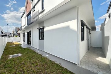 Bywater Homes Type Auritum Setia Utama 3
