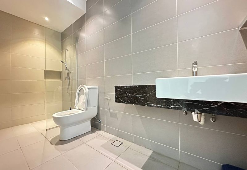 Duta Villa, Setia Alam