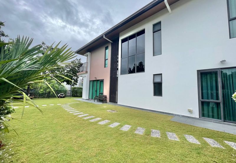 Lepironia Gardens, Setia Eco Glades