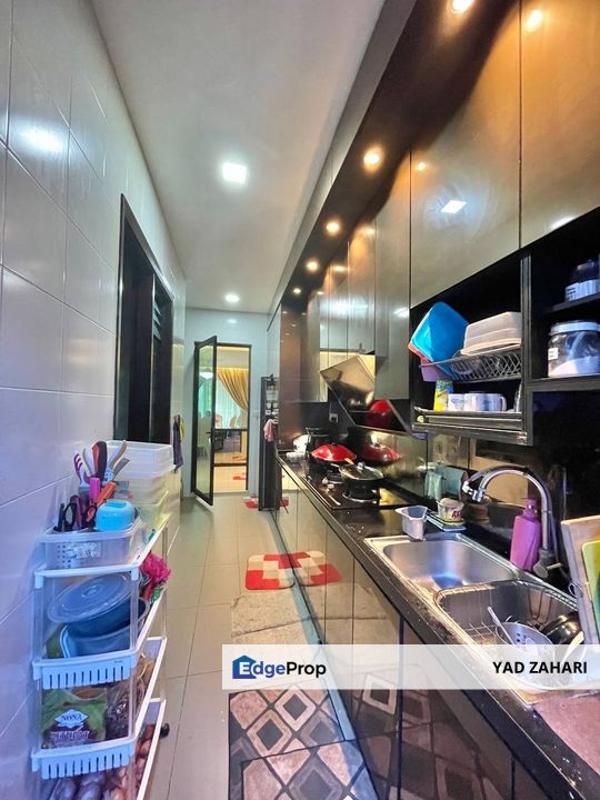 Corner Unit with Huge Extra Land Semi D @ Lepironia Garden, Cyberjaya, Selangor, Cyberjaya