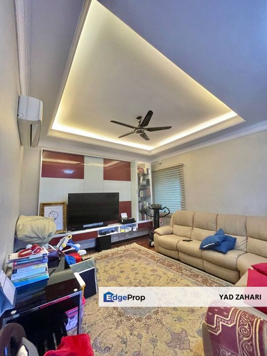 Corner Unit with Huge Extra Land Semi D @ Lepironia Garden, Cyberjaya, Selangor, Cyberjaya