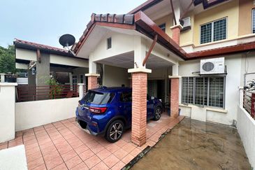 Jalan Spektrum U16 @ Taman Bukit Subang