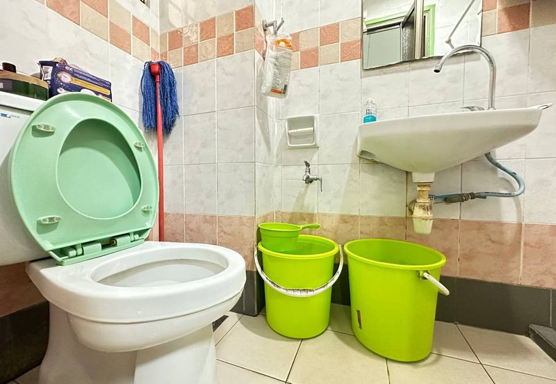 Jalan Spektrum U16 @ Taman Bukit Subang