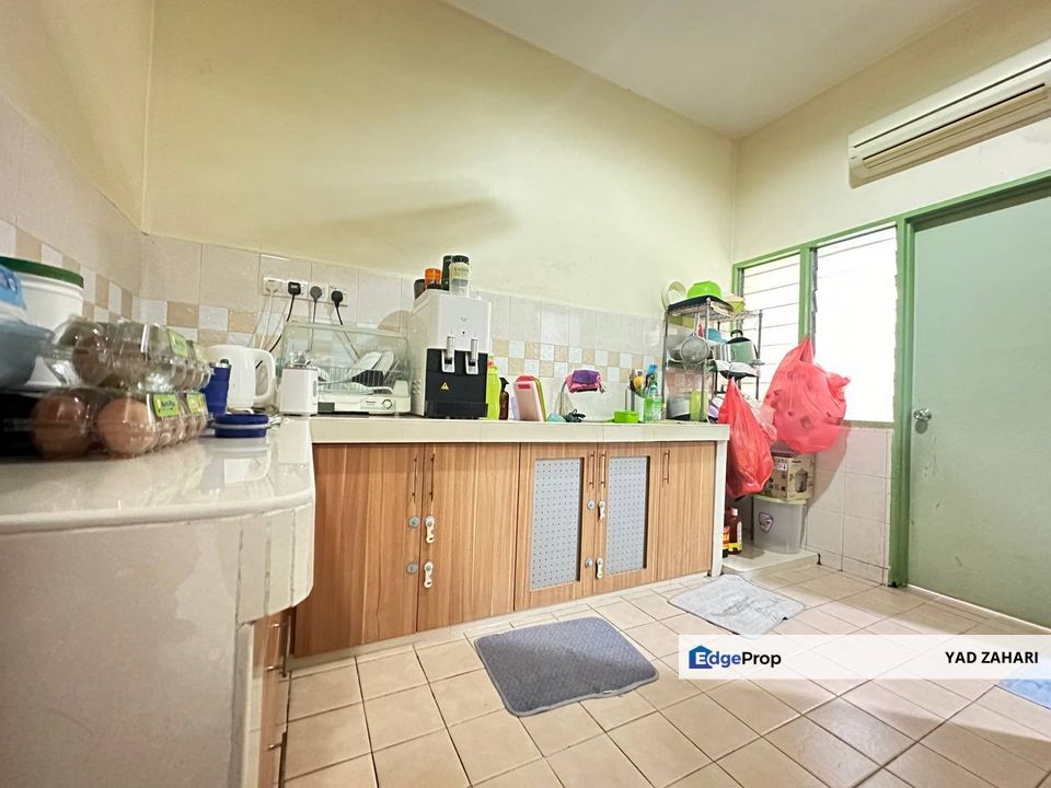 Renovated, Easy Access & Hot Location @ Taman Bukit Subang Kenanga Residence U16 Shah Alam, Selangor, Shah Alam