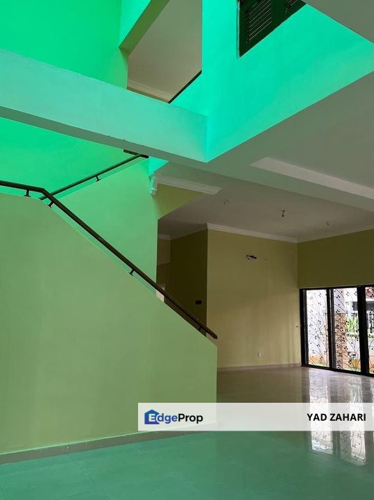 FREEHOLD with Extra Land 10ft Double Storey Semi D @ Tropika Kemensah Phase 1 Ampang, Selangor, Taman Melawati