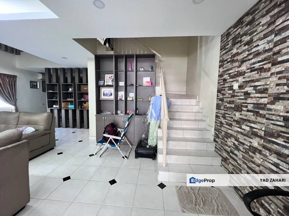 Fully Furnished, Renovated Endlot Double Storey Terrace @ Taman Seri Bangi, Seksyen 8, Selangor, Bangi