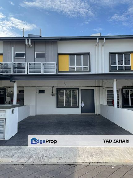  Kita Harmoni, Cybersouth | Double Storey Terrace 4 Bedrooms | RM570K - Facing Open & Spacious Backyard, Selangor, Dengkil