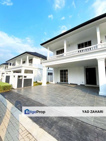 Cluster Semi-D with Balcony & Dry Yard @ Stoneridge, Eco Majestic, Semenyih, Selangor, Semenyih