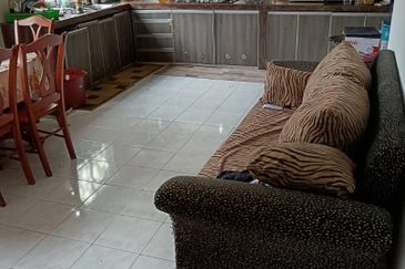 Taman Pinggiran Putra