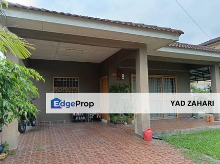 Renovated with Extra Land Bungalow @ Taman Pinggiran Putra, Seri Kembangan, Selangor, Seri Kembangan